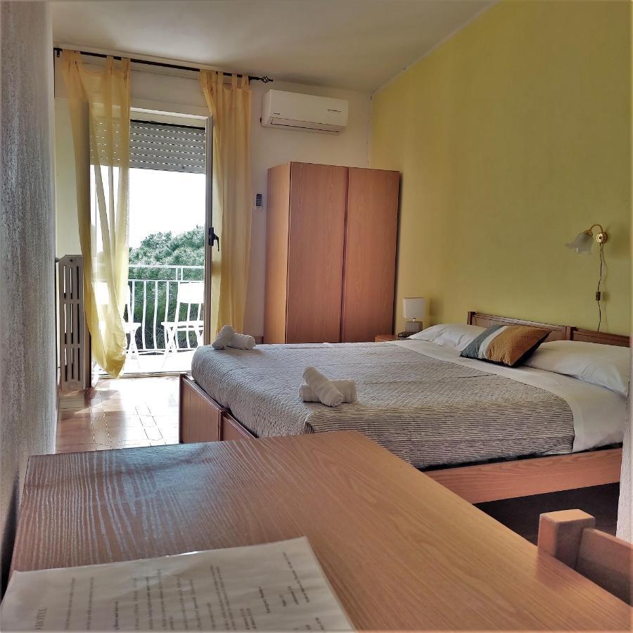 Piccolo Hotel Nuova Gestione Cala Gonone Exterior foto
